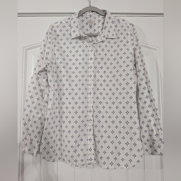 Garnet Hill Tops - Garnet Hill Floral Diamond Organic Cotton Button Down Top